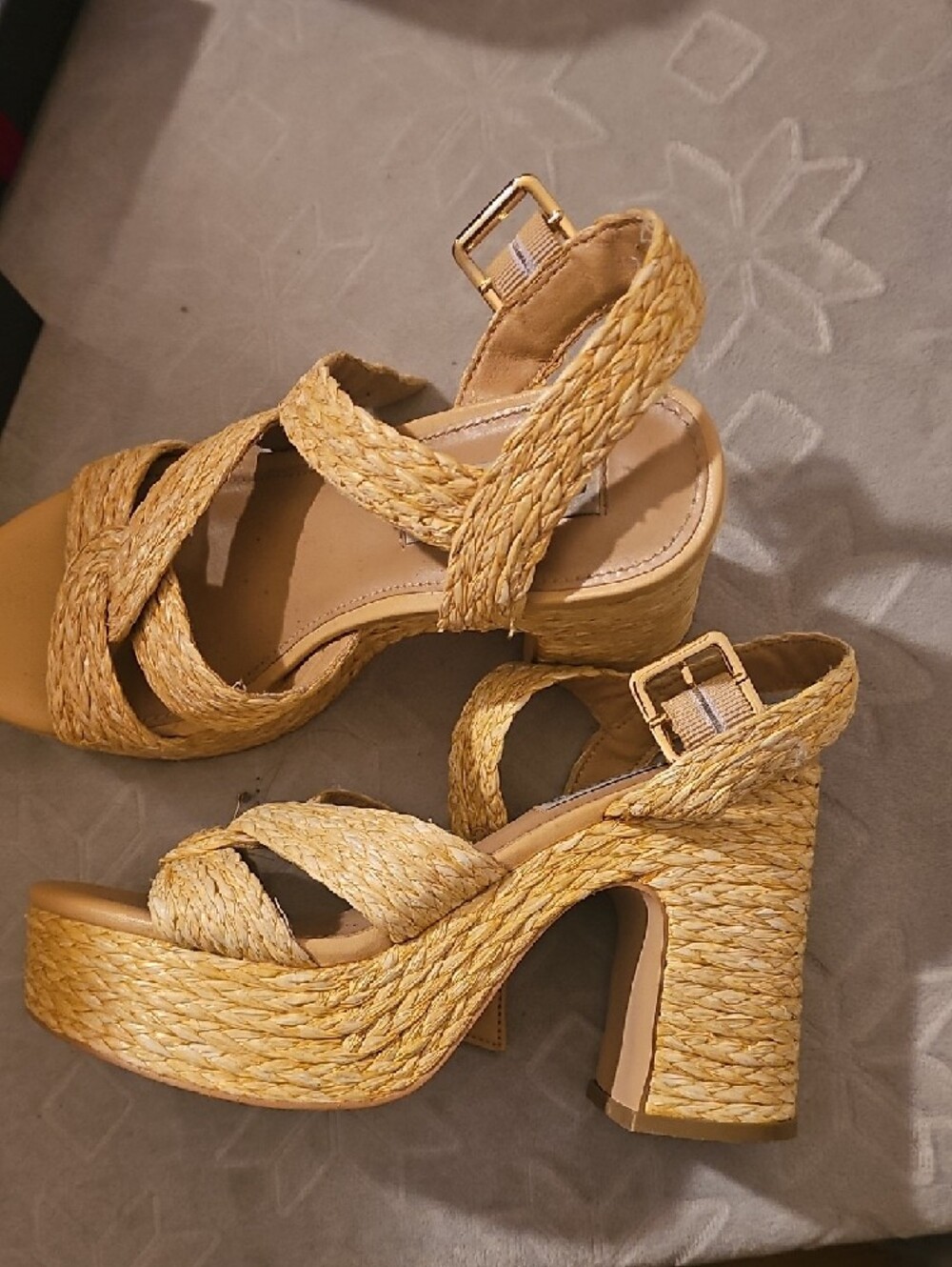 Steve Madden Braided Tan Strap Sandals - Picture 2 of 3